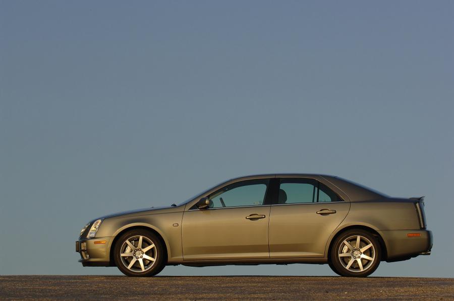  Cadillac STS 2005 года  (фото 80 из 95)
